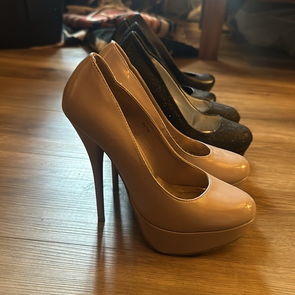 Platform heels - Picture 3 of 3